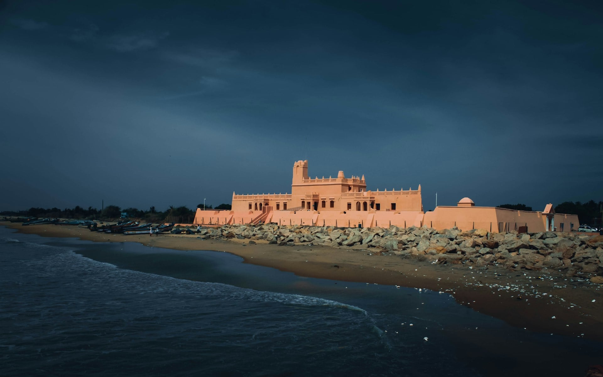 Tarangambadi — Fort Dansborg by the Bay of Bengal